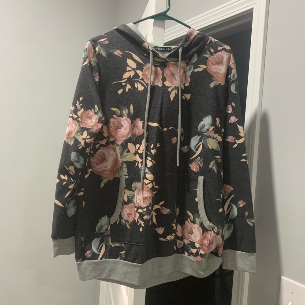 Hemish Floral Hoodie with Pockets and hood large